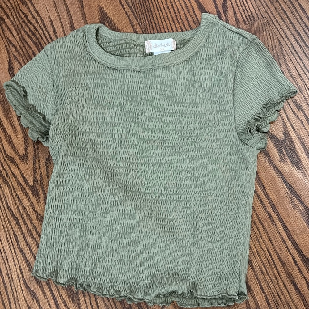 NWOT Altar’d state forrest green short sleeve shirt in size XS